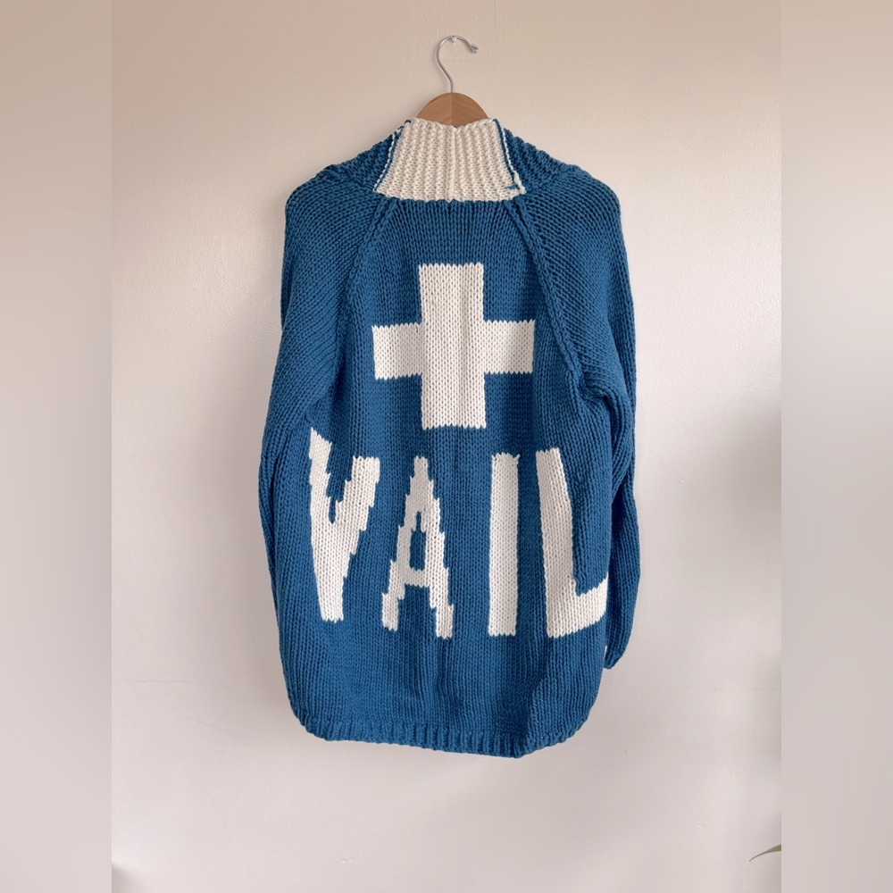 COTES OF LONDON VAIL BLUE & WHITE THE BUXTON | HAND MADE WOOL CARDIGAN - Picture 3 of 14
